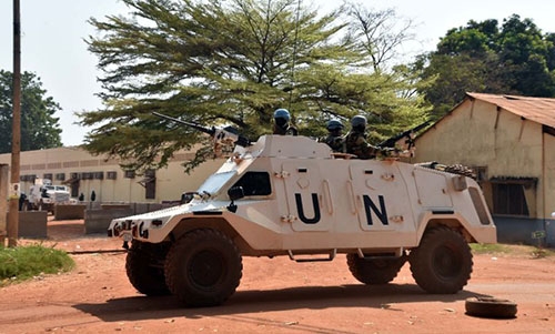 UN peacekeepers urged to use force to 'save lives'