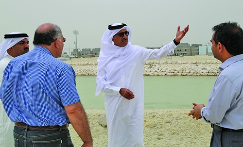 Housing Minister inspects East Sitra Town project
