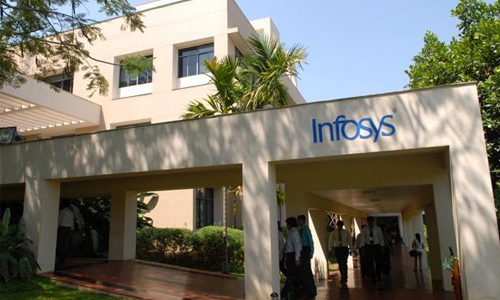 India's Infosys rides out Chennai floods, posts profit rise