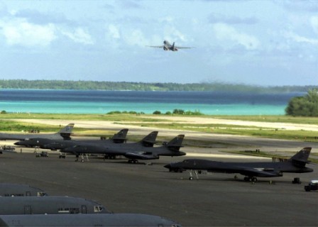 Maldives arrest foreigners heading for US military base