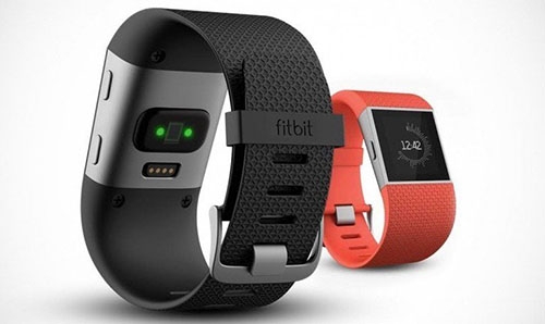 With 'smart fitness watch,' Fitbit eyes new players