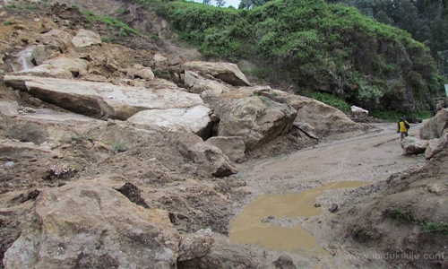 Landslides kill nearly 50 in Rwanda