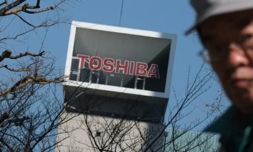 Toshiba says three groups vying for prized chip unit