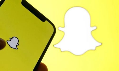Snapchat gains users but continues to lose money