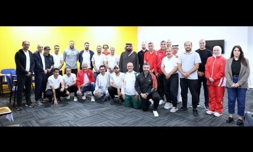 HH Shaikh Isa visits coaches’ training programme