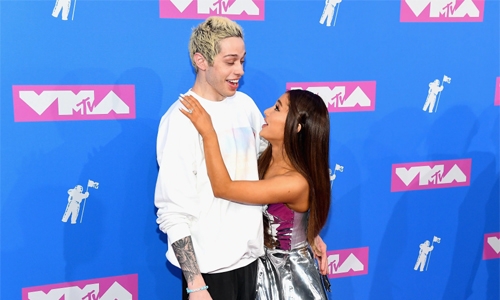 Ariana Grande splits from fiance