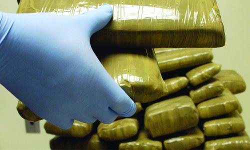 Two men arrested for drug smuggling in Bahrain 