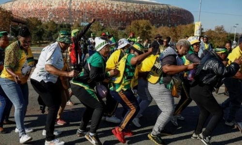 South Africa’s ruling ANC holds final rally to defend solo rule