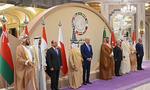 HM King Hamad tells leaders at Jeddah summit to stay united, end Iran’s interferences