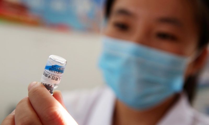 Chinese parents stage protest over vaccine