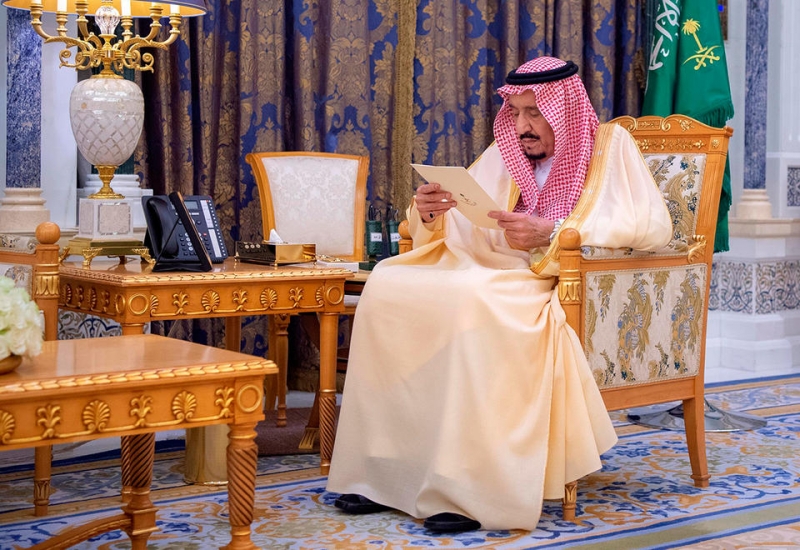Saudi King Salman attends swearing-in ceremony of two new ambassadors