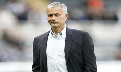 Troubled Mourinho hit with fresh FA charge