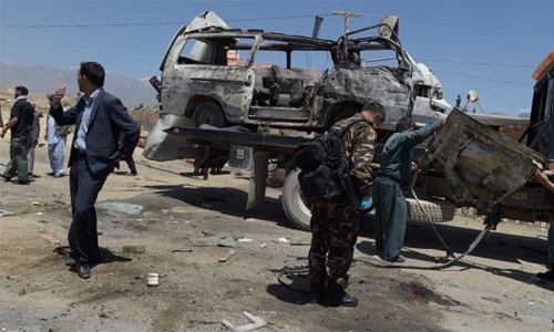 Suicide bomber kills six in Kabul