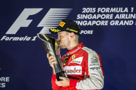 Vettel wins Singapore Grand Prix