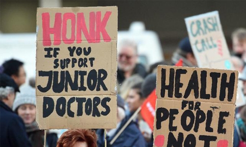 Doctors' strike causes disruption at UK hospitals