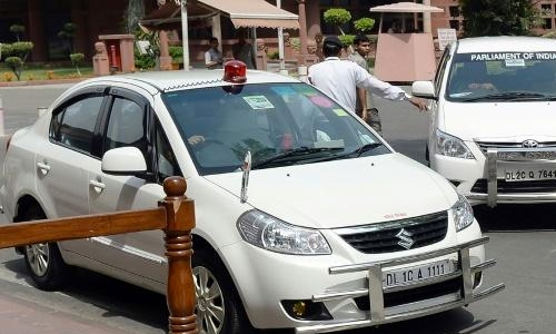 India bans red car beacons to end elitist culture