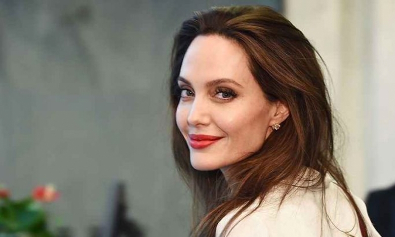 No one dreams of being a refugee: Angelina Jolie