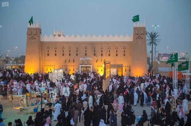 Jenadriyah Festival begins in style