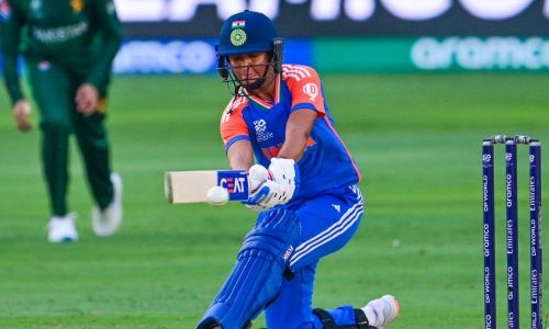 Kaur leads India to victory over Pakistan in Women’s T20 World Cup