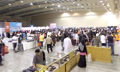 Al Hawaj opens shopping bazaar