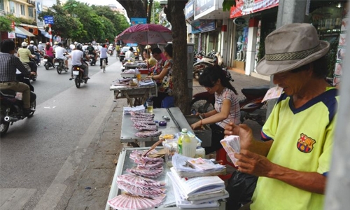 Vietnam busts $13 million online gambling ring