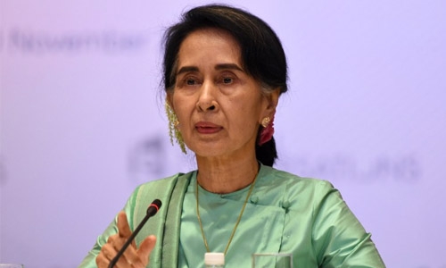 Suu Kyi tells US lawmaker she seeks aid for Rohingya