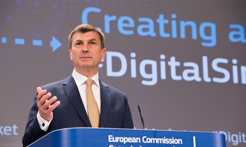 EU presents plan for safe 5G