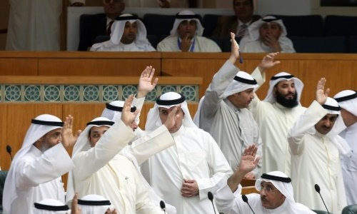 Polls open in Kuwait as opposition returns