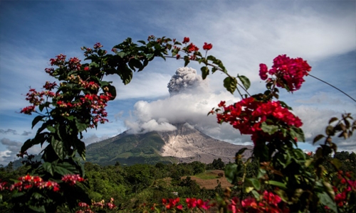 Indonesia's Mount Sinabung ejects ash 1,500 metres into sky