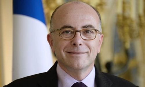 Bernard Cazeneuve named French PM after Valls quits