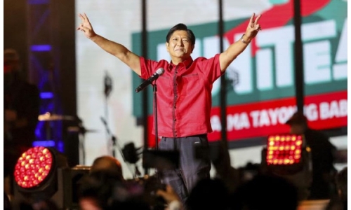 Philippine presidency hopefuls open campaigns