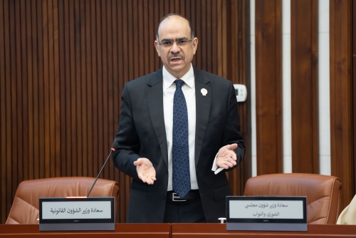 H.E. Yusuf Khalaf: Bahrainis must complete training courses for unemployment support