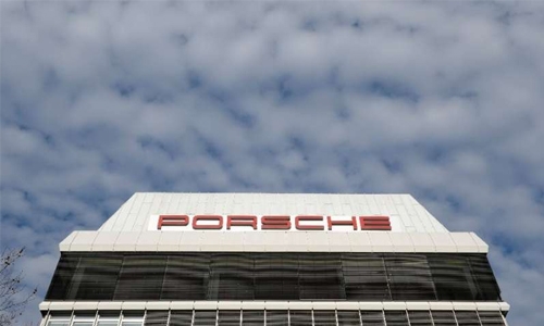 German prosecutors raid Porsche in corruption probe