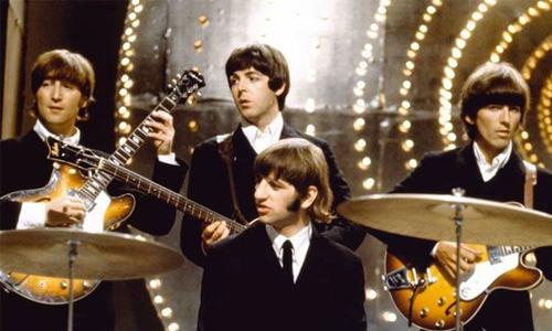 Beatles guitar fetches $2.4 mn at US auction