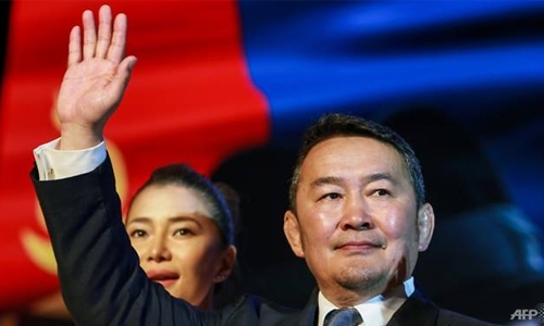 Martial arts expert sworn in as Mongolian president