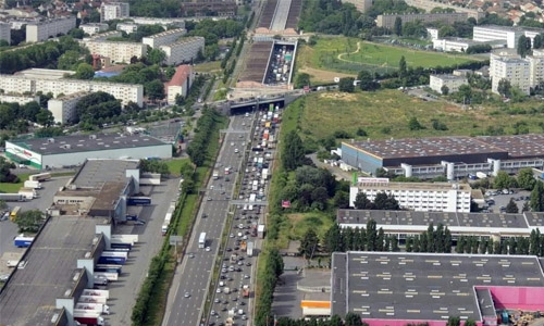 Two Qatari women robbed on Paris motorway in 5-mn-euro heist