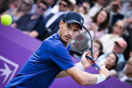 Murray not giving up on Wimbledon farewell after surgery