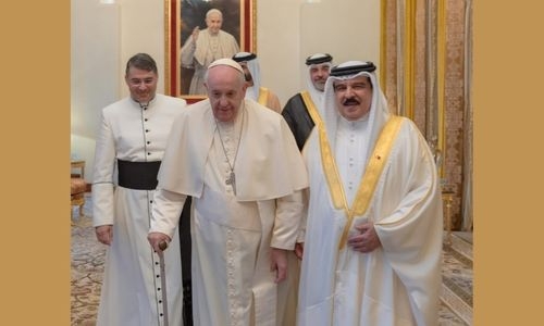 Bahrain-Vatican ties a distinguished model of cooperation, says HM King
