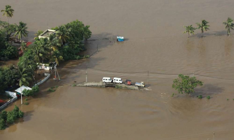 More bodies found in Kerala as toll hits 370