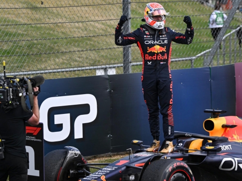 Verstappen continues charge to third title at Silverstone