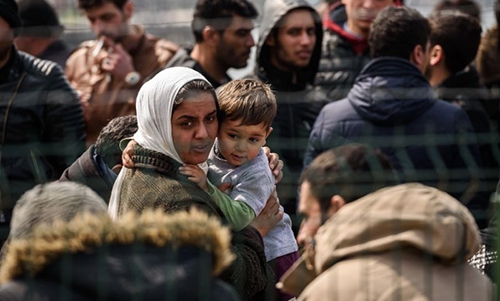 Greece readies to send first migrants back in EU-Turkey deal