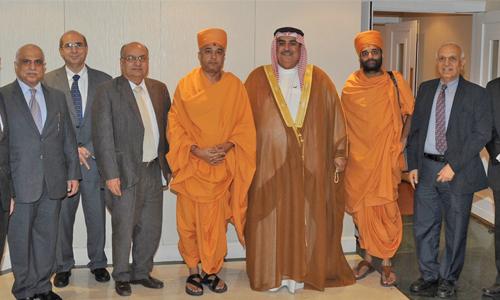 Shaikh Khalid receives Indian delegation