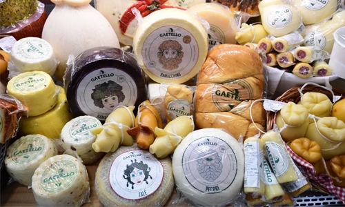 US proposes tariffs on EU cheese, pasta