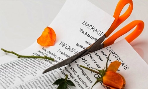 Man divorces 4 wives in one day…