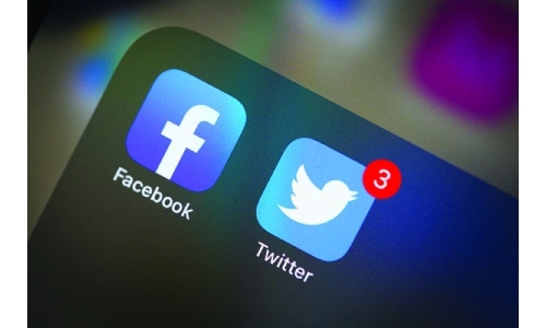 Facebook, Twitter highlight security steps for users in Ukraine