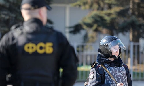 Russia detains two over suspected IS 'terror' plot