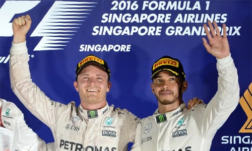 Hamilton vows to give everything in title fightback