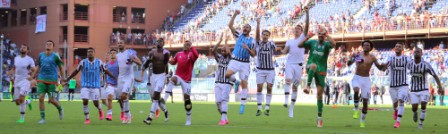  Juventus end win drought, Totti reaches 300