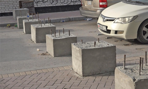 Duraz  residents relieved  after  roadblocks removed