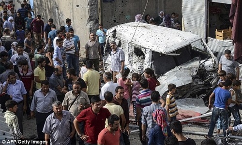 Residents return to devastated Turkey town as curfew lifted